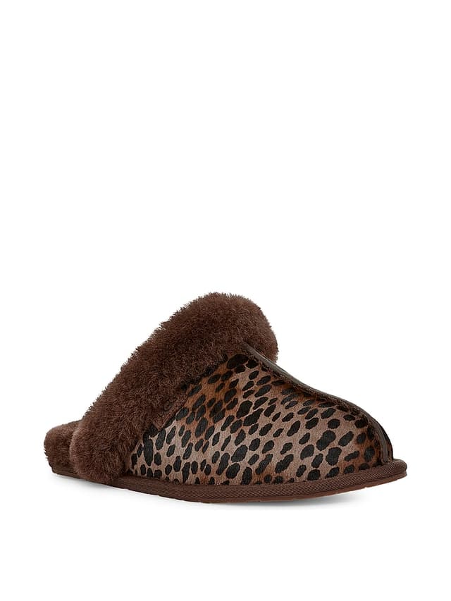 Женские тапочки PINK Scuffette Caspian Slippers