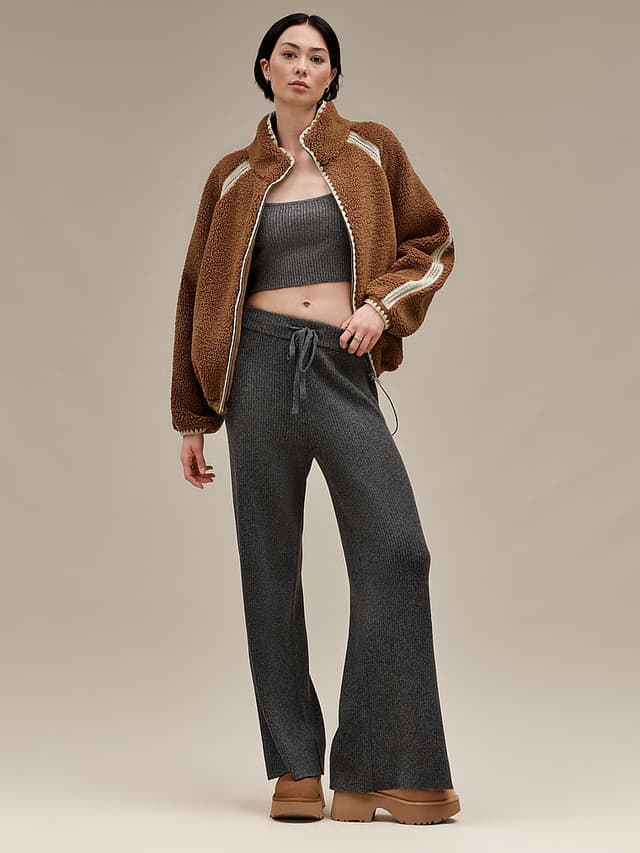 Женские куртки Victoria's Secret Nikia Crochet Uggfluff Jacket