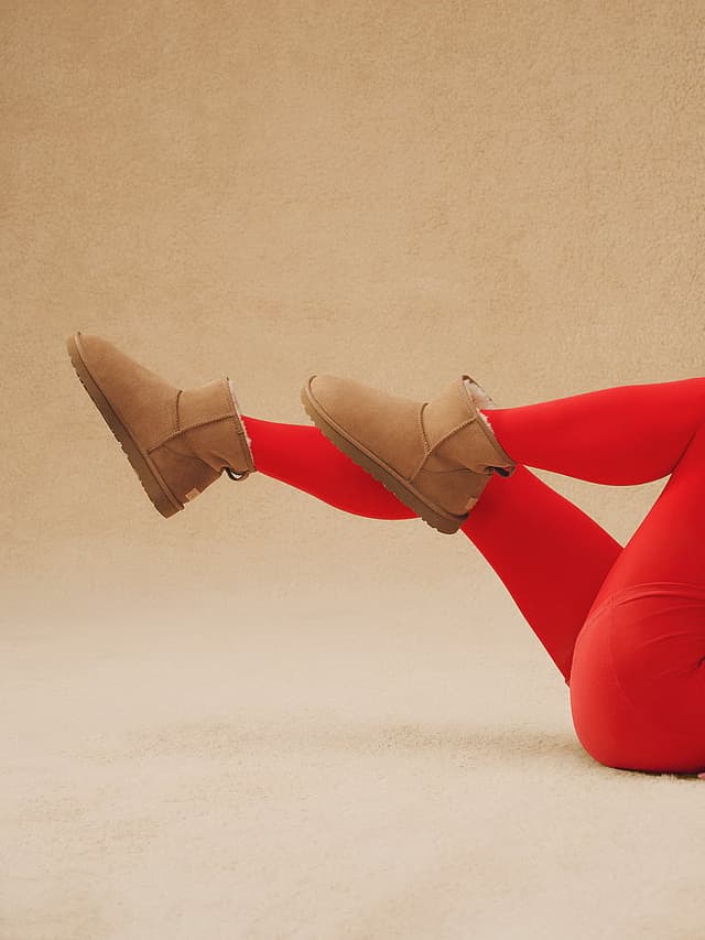 Женские ботинки Victoria's Secret Classic Mini II Boot