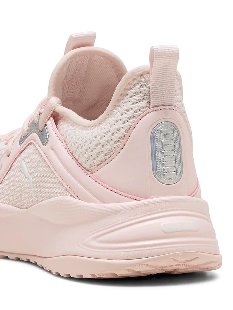 Женские кроссовки Victoria's Secret Softride Karma Shine Sneakers — фото 2