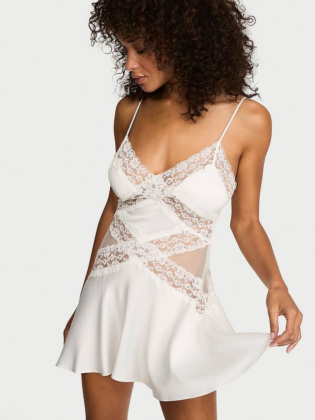 Сорочка Dare Flounce, кружево, атлас — Victoria's Secret
