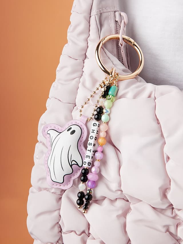 Женские брелоки PINK Ghosted Bag Charm